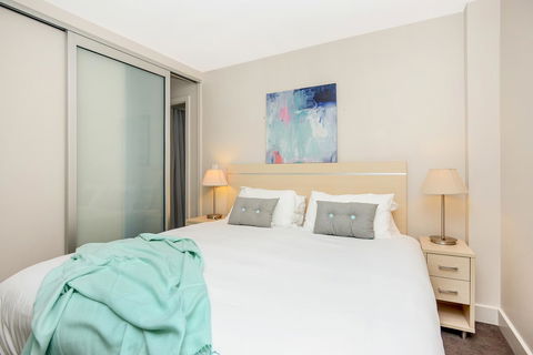Pier Luxury Apartments - Australia Accommodation 28