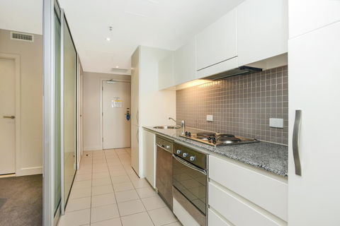 Pier Luxury Apartments - Australia Accommodation 14