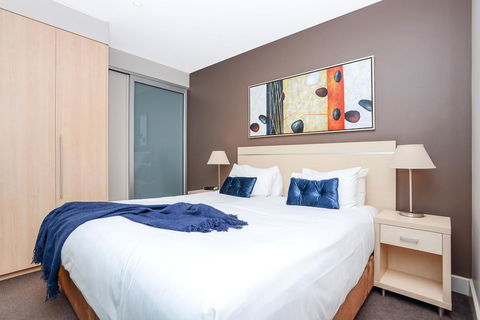 Pier Luxury Apartments - Australia Accommodation 16