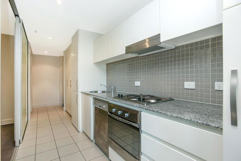Pier Luxury Apartments - Australia Accommodation 25