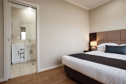 Renmark Holiday Apartments - Australia Accommodation 8