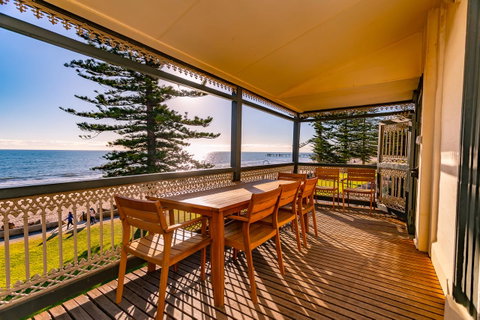 Seawall Apartments - Australia Accommodation 1