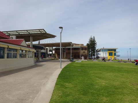 Selene Holiday Apartment @West Beach - Australia Accommodation 28