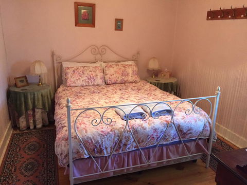 Lavender Cottage B&B - Australia Accommodation 1