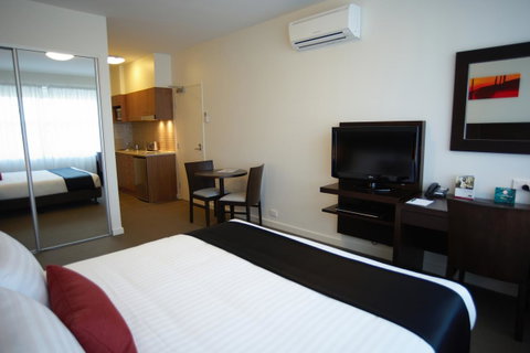 Quest Mawson Lakes - Australia Accommodation 3