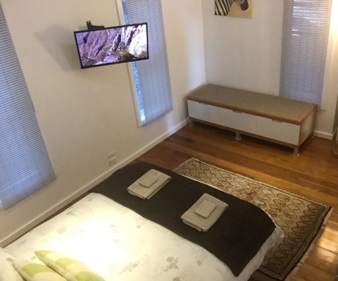 Smiths Lake House - Australia Accommodation 10