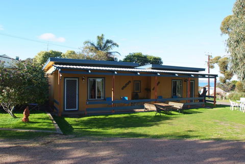 Casuarina Coastal Units - Australia Accommodation 2