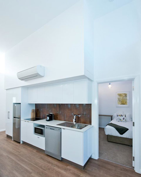 Loxton Courthouse Apartments - Australia Accommodation 9