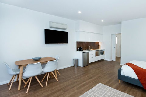 Loxton Courthouse Apartments - Australia Accommodation 17