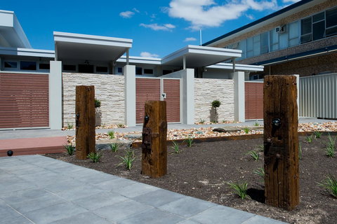 Loxton Courthouse Apartments - Australia Accommodation 7