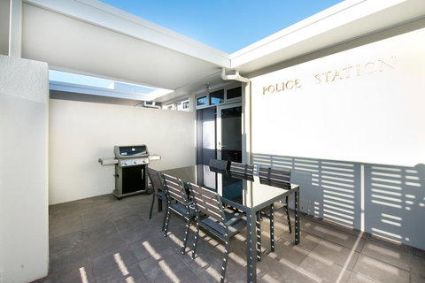 Loxton Courthouse Apartments - Australia Accommodation 22