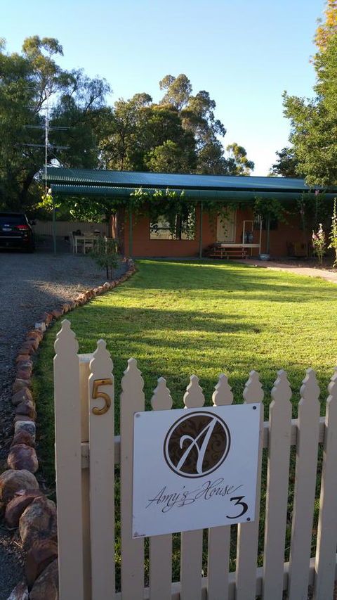 Amy\'s House Bed & Breakfast - Australia Accommodation 11
