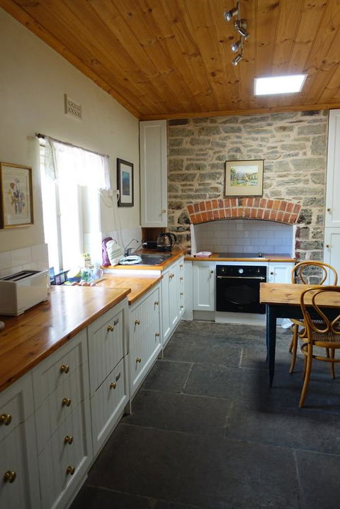 Amy\'s House Bed & Breakfast - Australia Accommodation 36