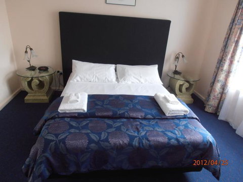Esplanade Apartments At West Beach - Australia Accommodation 11