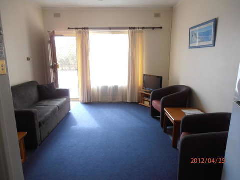 Esplanade Apartments At West Beach - Australia Accommodation 12