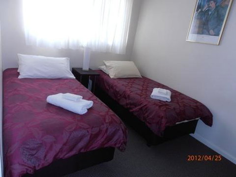 Esplanade Apartments At West Beach - Australia Accommodation 4