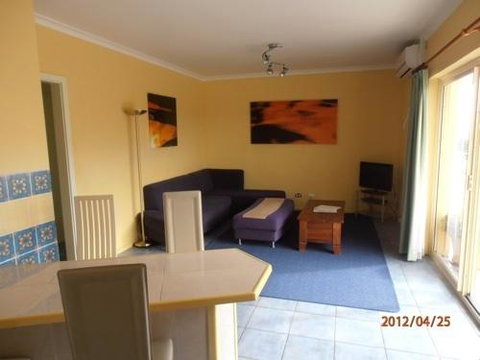 Esplanade Apartments At West Beach - Australia Accommodation 3