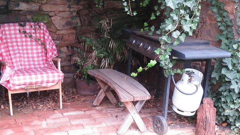 The Pig And Whistle - Australia Accommodation 2