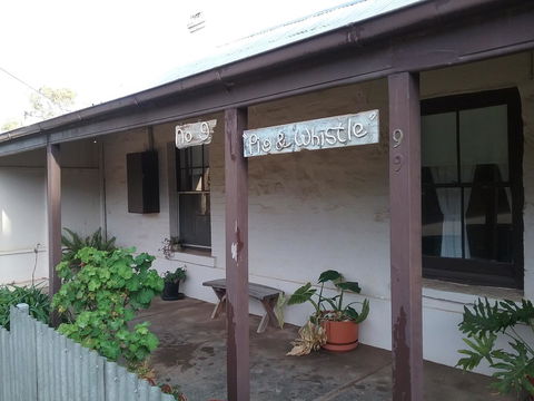 The Pig And Whistle - Australia Accommodation 27