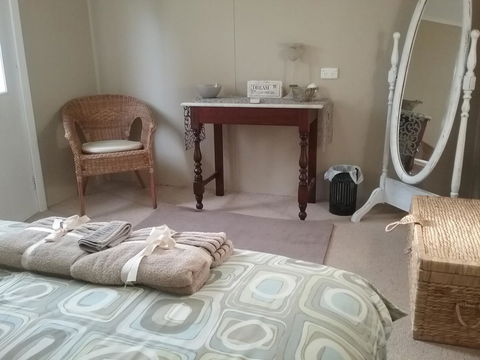 The Pig And Whistle - Australia Accommodation 26