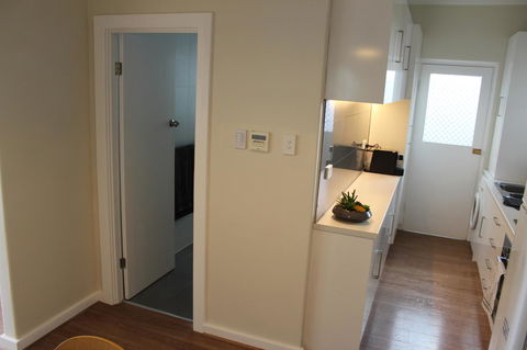 Christophers Villa - Australia Accommodation 18