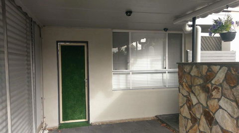 Christophers Villa - Australia Accommodation 4