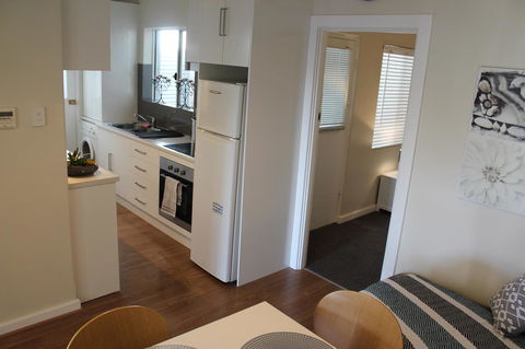 Christophers Villa - Australia Accommodation 19