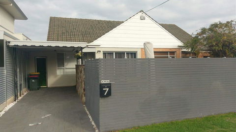 Christophers Villa - Australia Accommodation 2