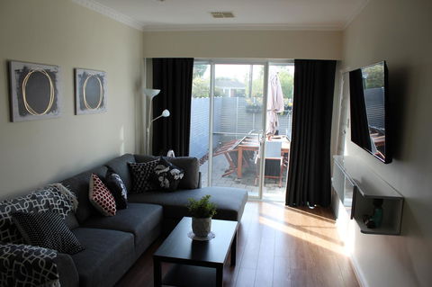 Christophers Villa - Australia Accommodation 39