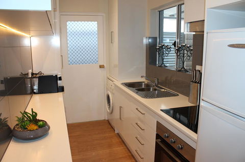 Christophers Villa - Australia Accommodation 28