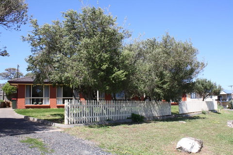 Maslin Beach House - Australia Accommodation 19