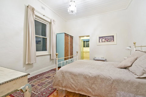 Vineyard Cottage BnB - Australia Accommodation 6