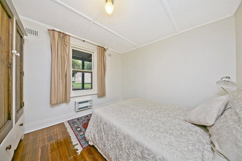 Vineyard Cottage BnB - Australia Accommodation 18