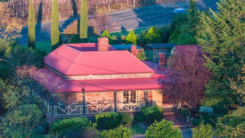 Vineyard Cottage BnB - Australia Accommodation 0