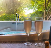 Adelaide Hills Retreats - Australia Accommodation