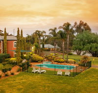 Clare Country Club - Australia Accommodation