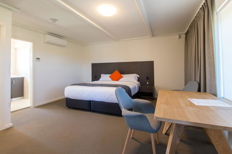 Mick O\'Sheas - Australia Accommodation 29