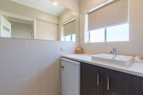 Mick O\'Sheas - Australia Accommodation 26
