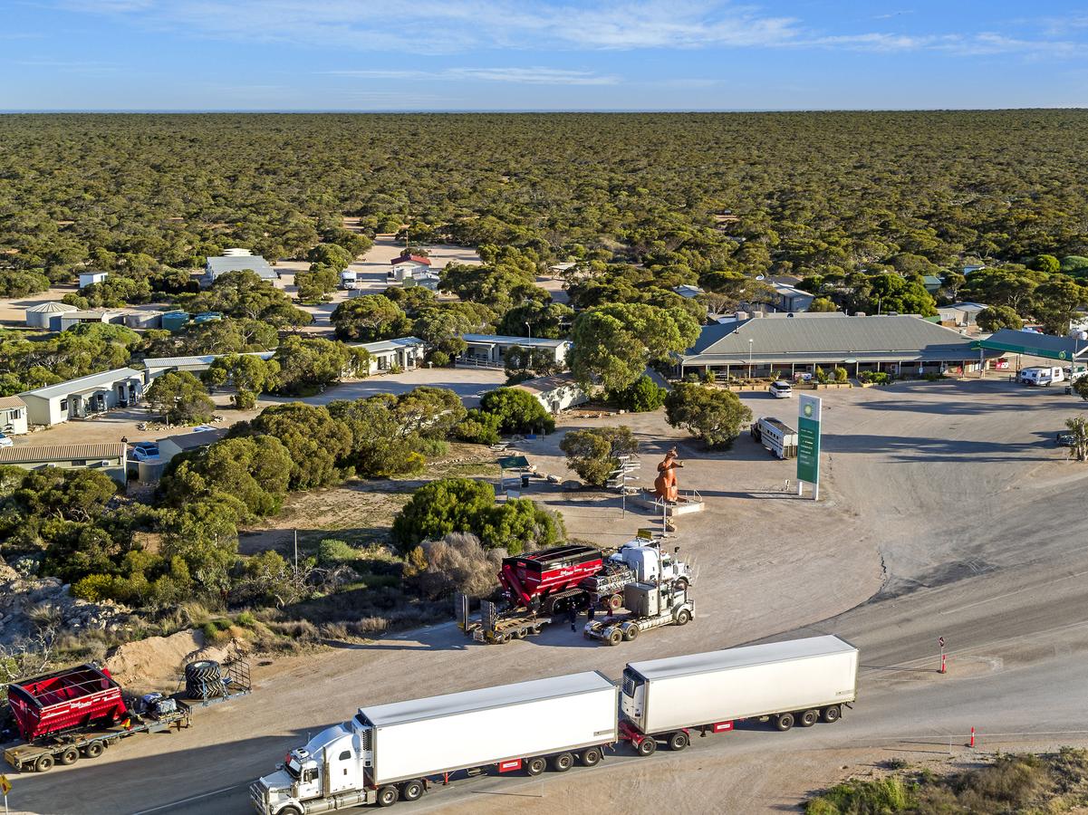 Nullarbor SA Australia Accommodation