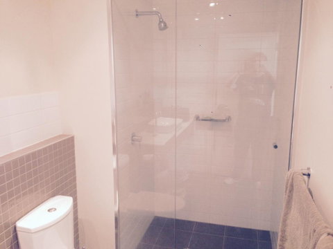 Breakwater Apartment - Australia Accommodation 16