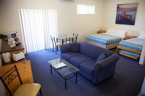 Guichen Bay Motel - Australia Accommodation 44