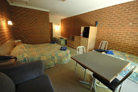Burra Motor Inn - Australia Accommodation 40