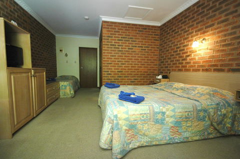 Burra Motor Inn - Australia Accommodation 41