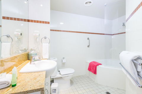 Ramada Resort By Wyndham Shoal Bay - Australia Accommodation 21