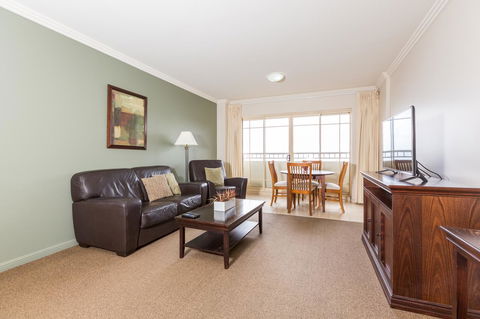 Ramada Resort By Wyndham Shoal Bay - Australia Accommodation 23