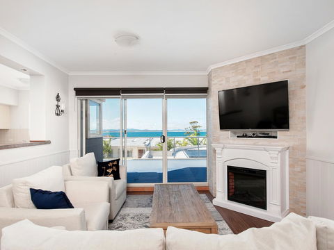 Ramada Resort By Wyndham Shoal Bay - Australia Accommodation 10
