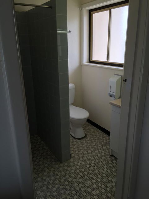 Blue Lake Motel - Australia Accommodation 2