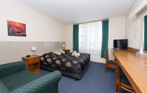 Blue Lake Motel - Australia Accommodation 14