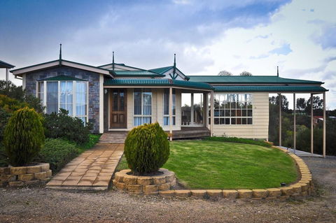 Baywatch - Australia Accommodation 12