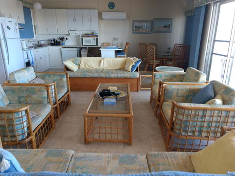 Seafront Shack - Australia Accommodation 7